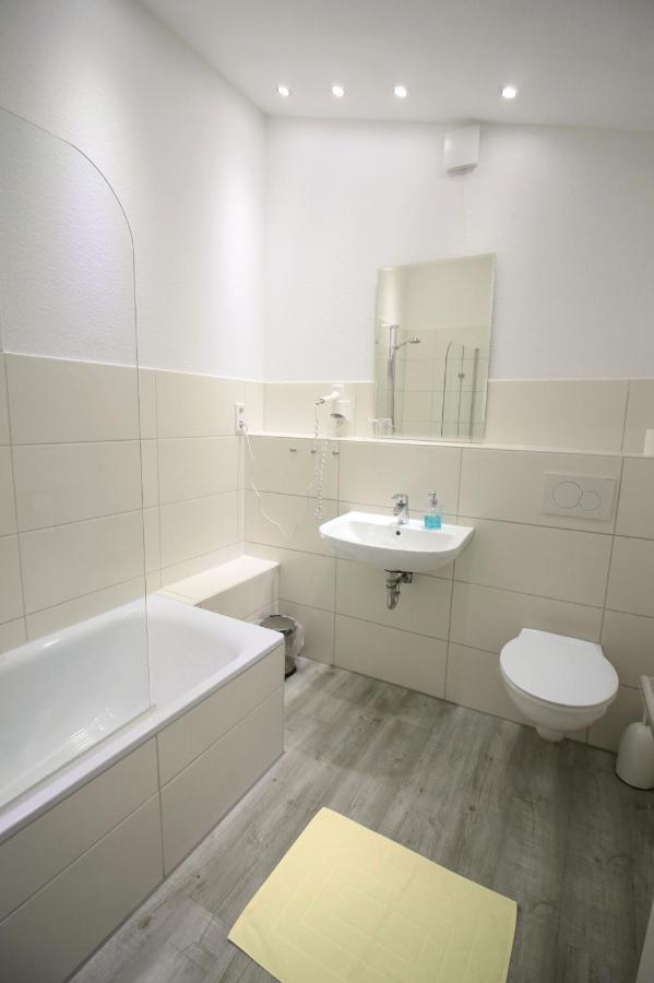 Hotel Zur Linde Hechthausen Eksteriør bilde